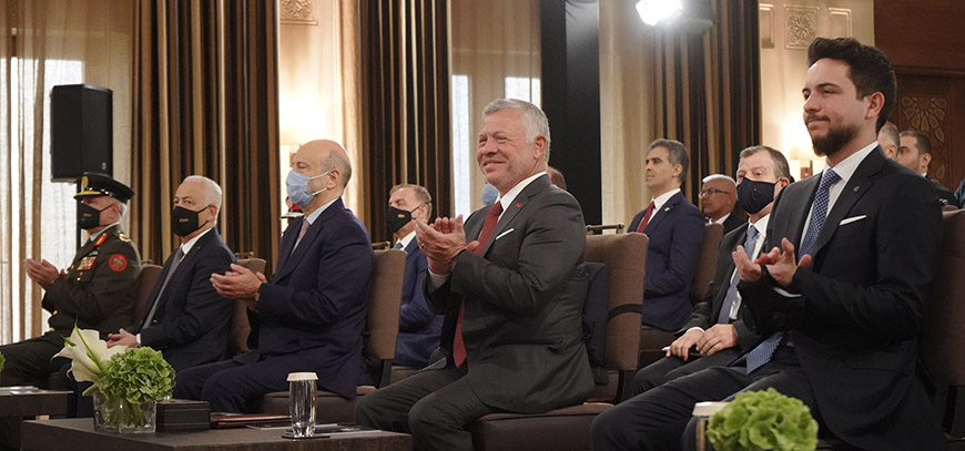 His Majesty King Abdullah, accompanied by HRH Crown Prince Hussein, on Friday honoured national institutions and individuals for their distinguished efforts that bolstered Jordan’s capabilities to counter coronavirus disease (COVID-19) (Photo courtesy of Royal Court)